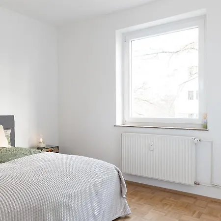 West35 Mit Balkon In Duisburg-duissern דירה *