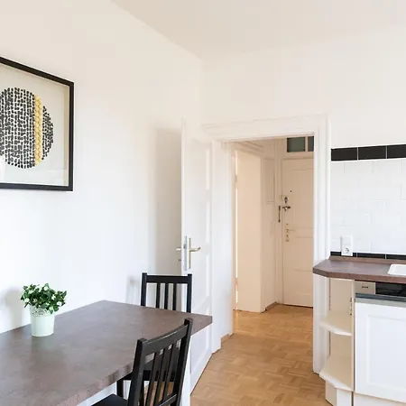 West35 Mit Balkon In Duisburg-duissern * דיסבורג