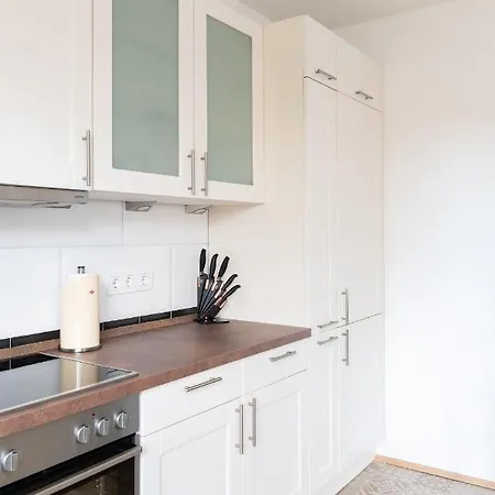 West35 Mit Balkon In Duisburg-duissern דירה